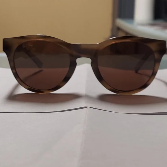 Maui Jim Glasses - Picture 1 of 7